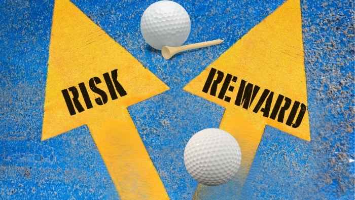 Approaching Risk-Reward Shots in Tournament Golf
